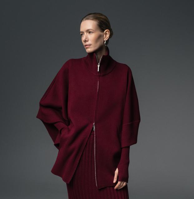 Premium сoat-сardigan in burgundy merino wool