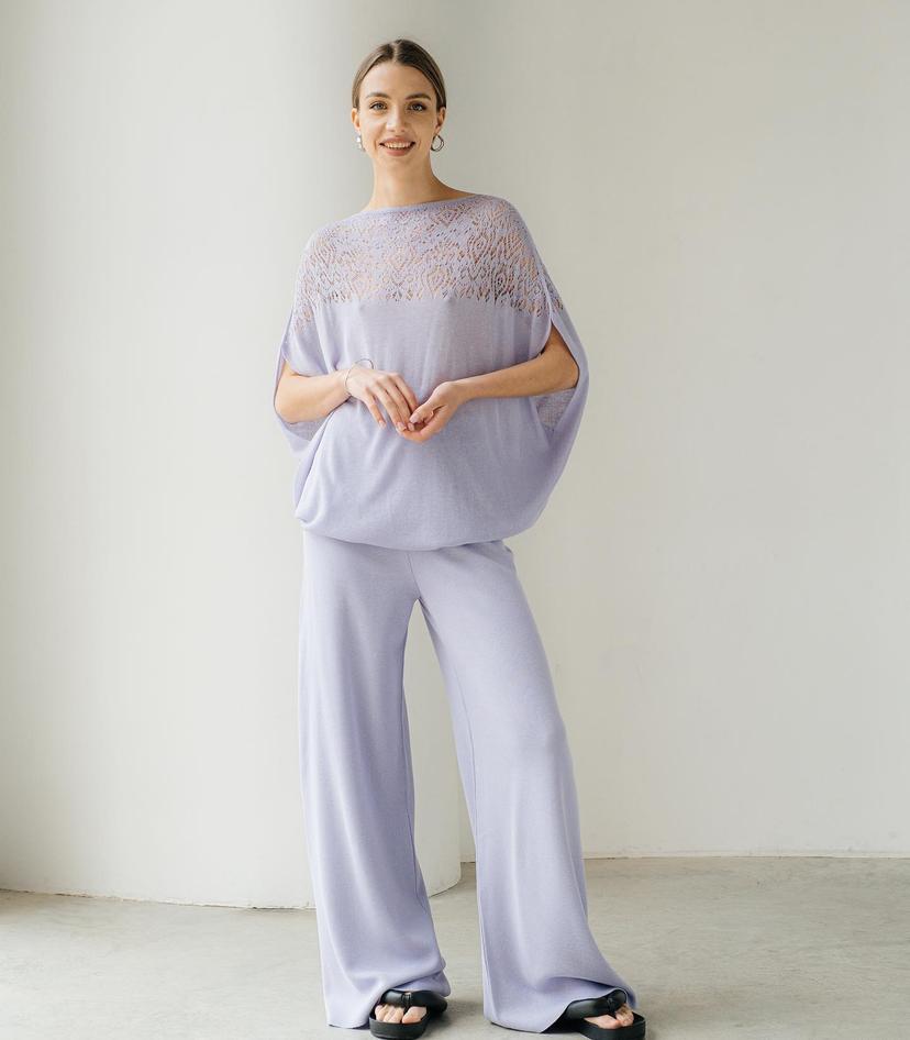 Premium top with French style lace